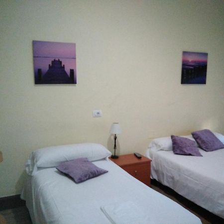 Hostal Ancla Dorada ヴィーゴ エクステリア 写真