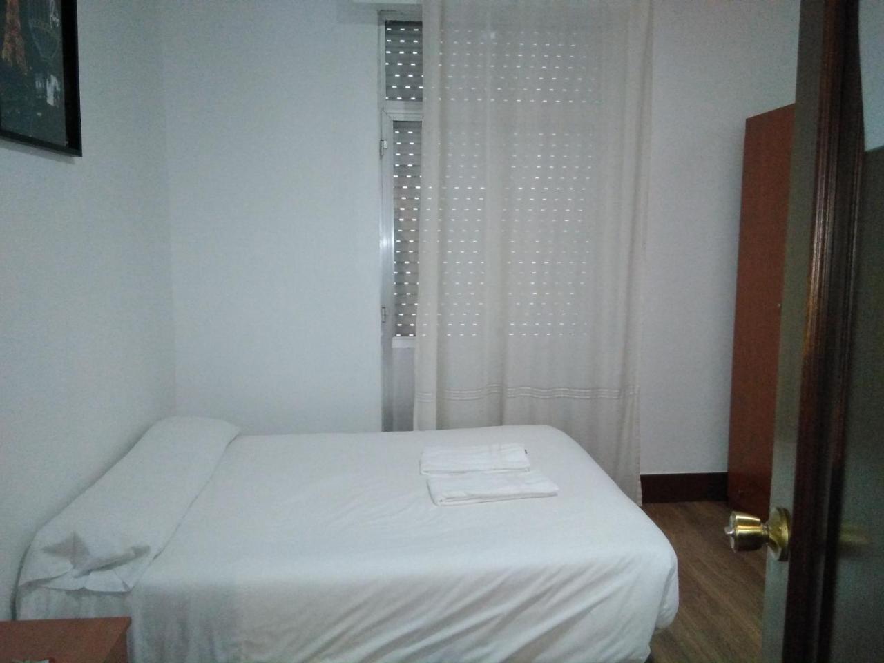 Hostal Ancla Dorada ヴィーゴ エクステリア 写真